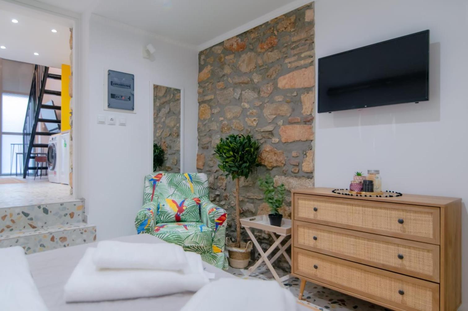 Delenco Trio Apartment