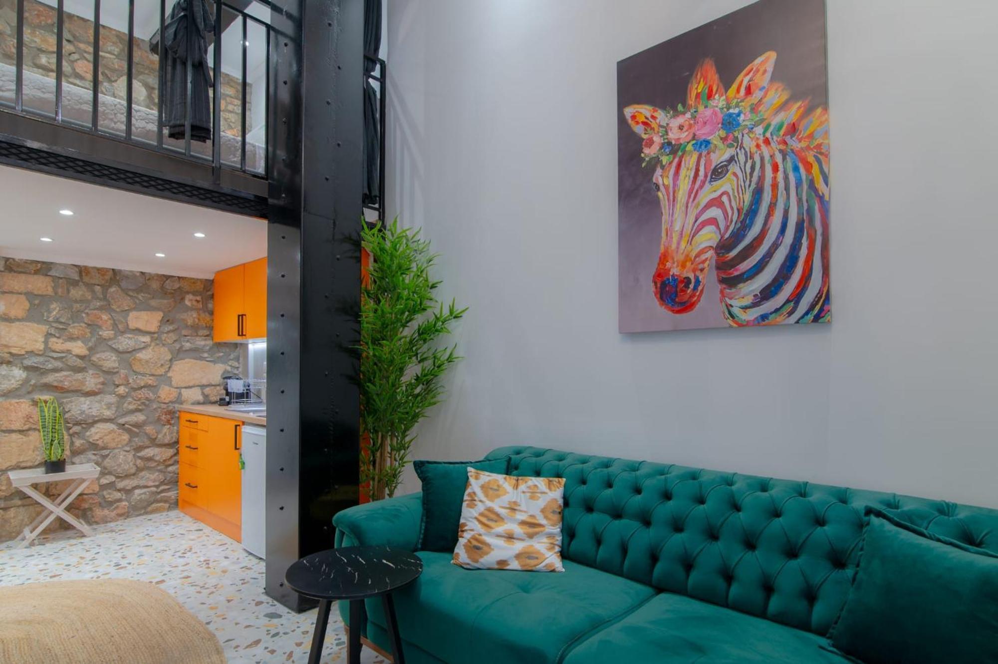 Delenco Trio Apartment Athens