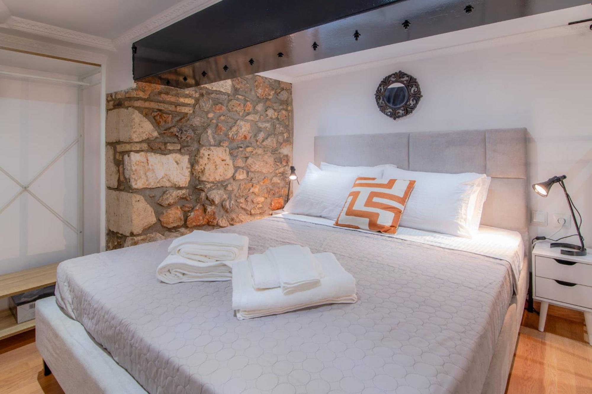 Delenco Trio Appartement *